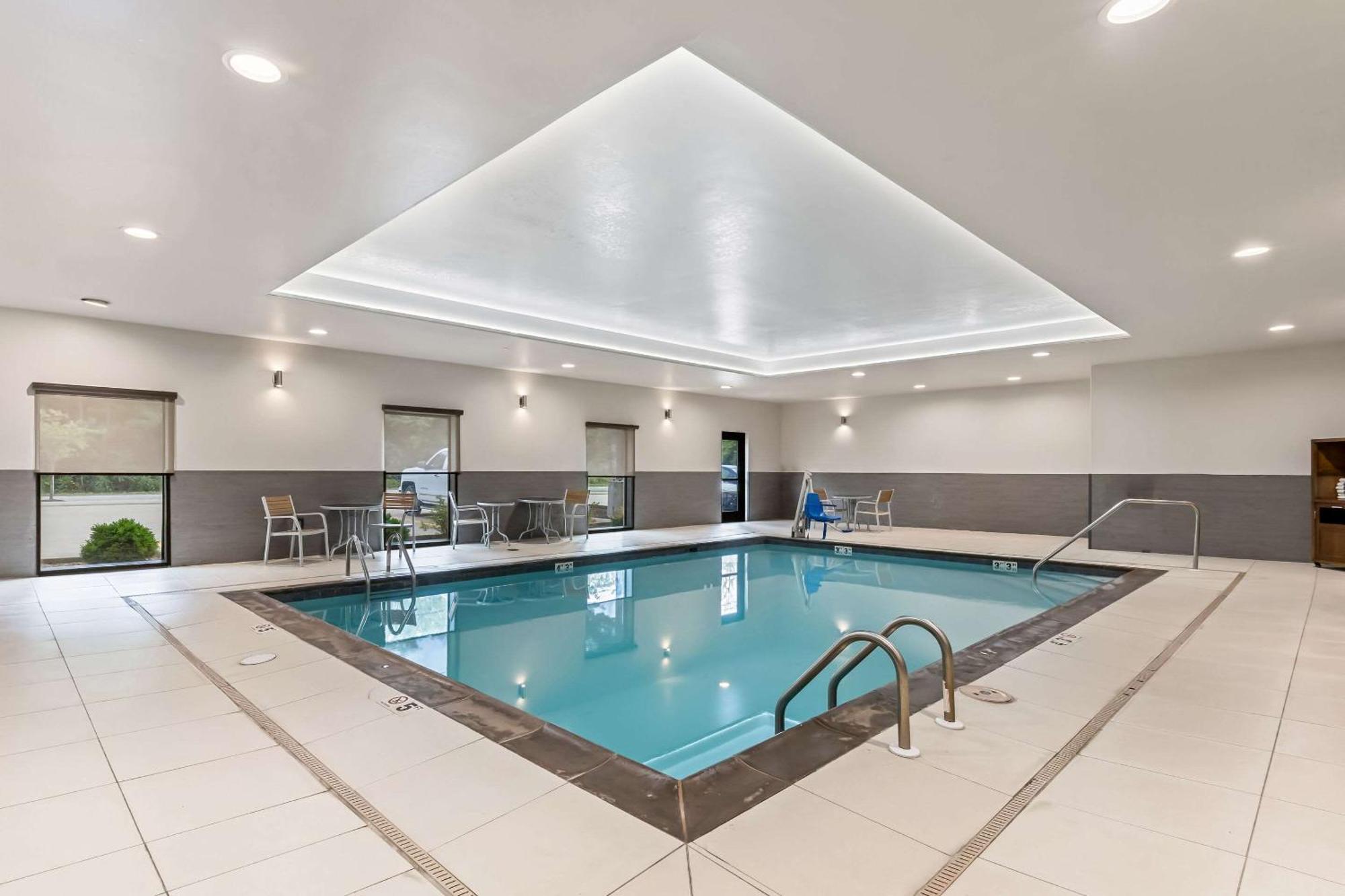 Comfort Suites Кълъмбия Екстериор снимка