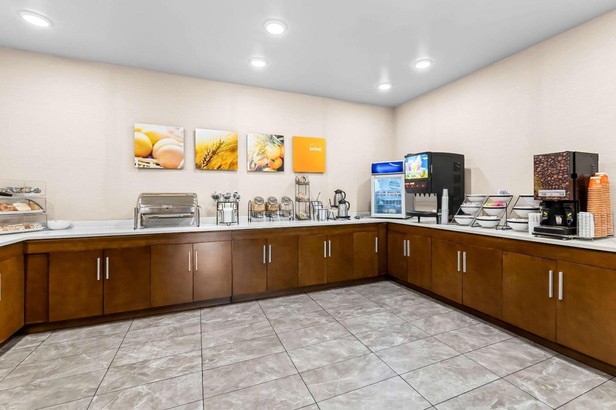 Comfort Suites Кълъмбия Екстериор снимка