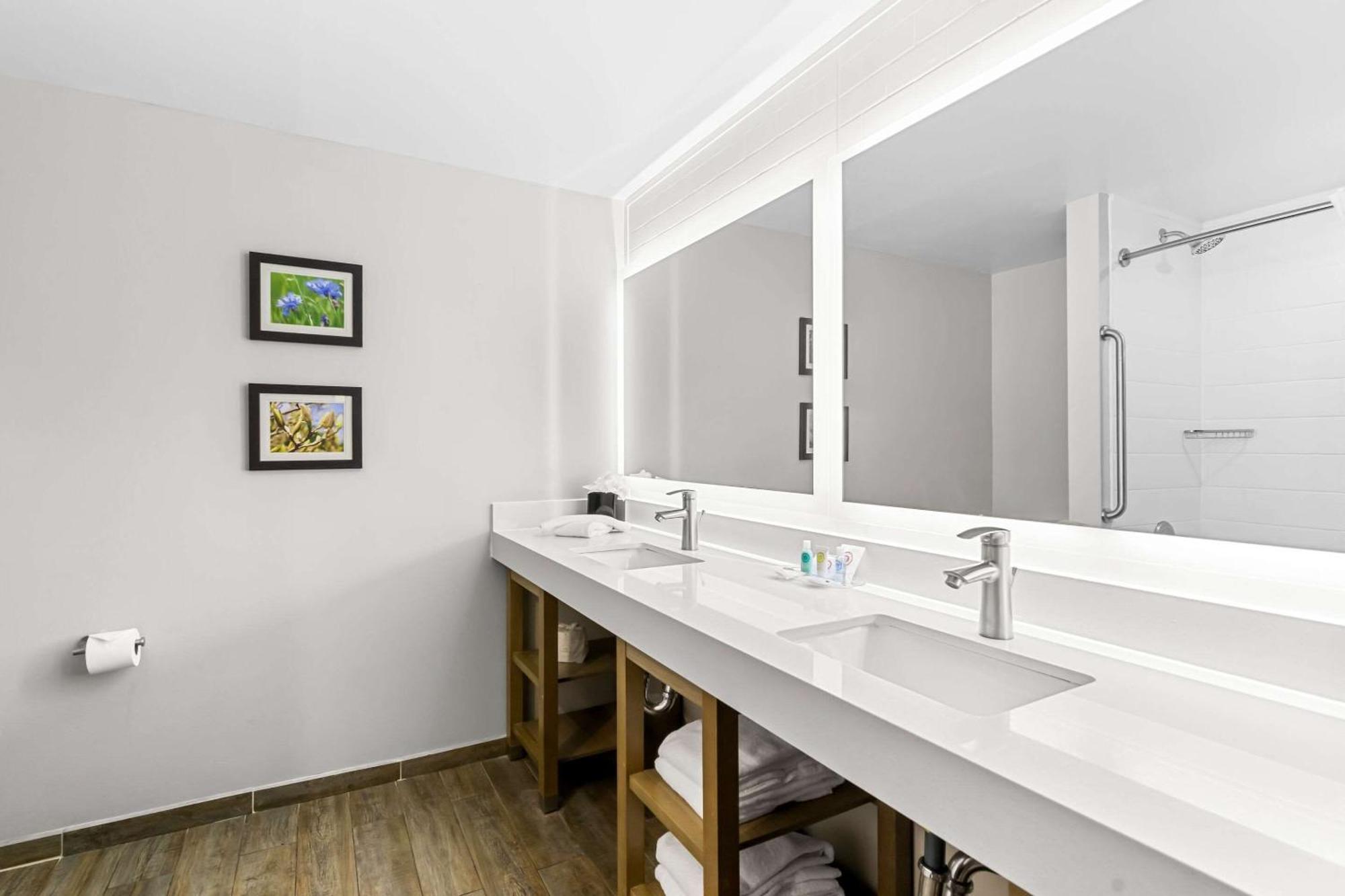 Comfort Suites Кълъмбия Екстериор снимка