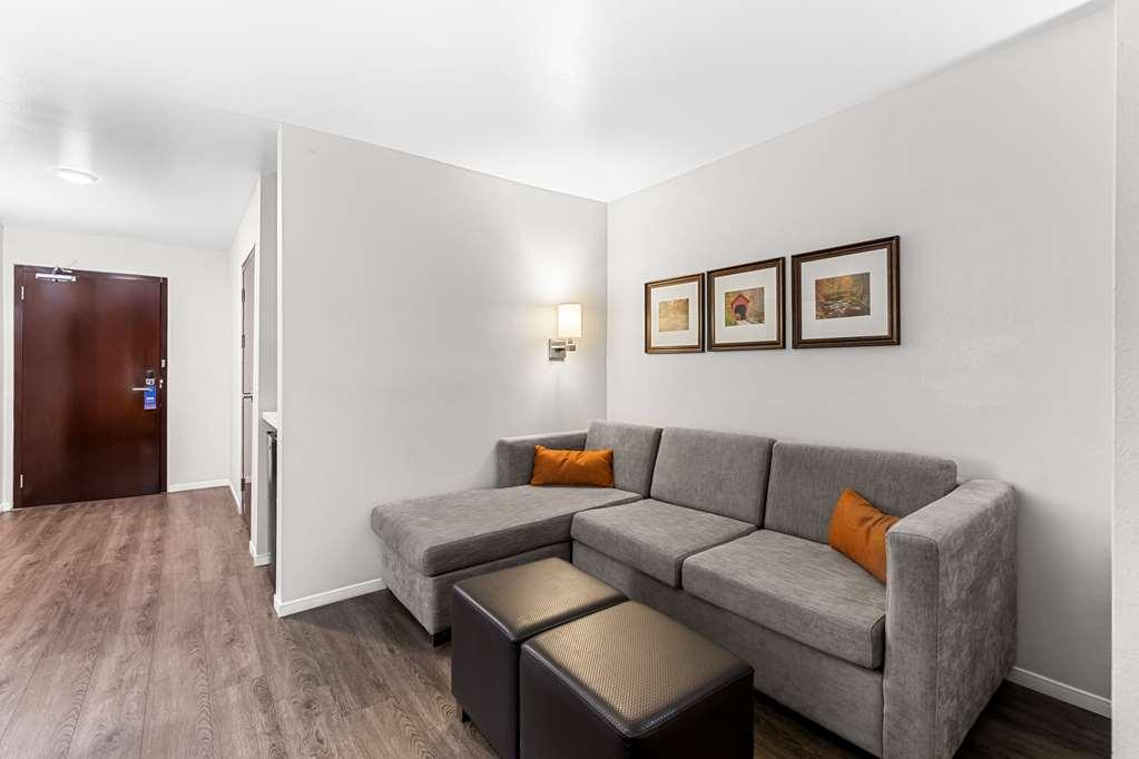 Comfort Suites Кълъмбия Стая снимка